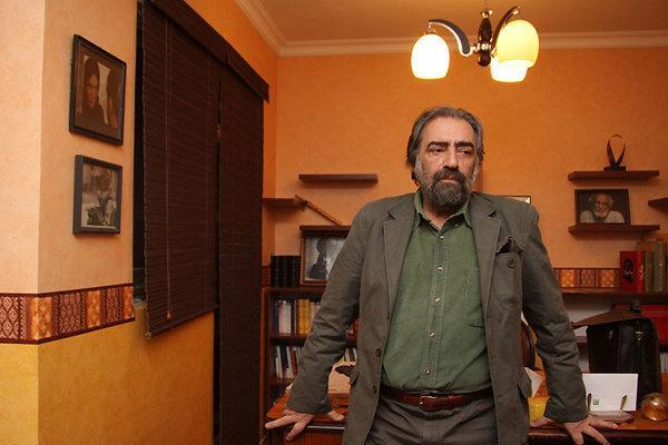 رئیس سازمان سینمایی به عیادت مسعود کیمیایی رفت، کاروان در لانه جاسوسی